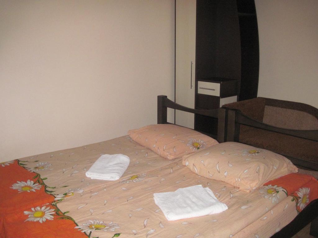 Guest House Stari Druzy Slavskoje Rom bilde