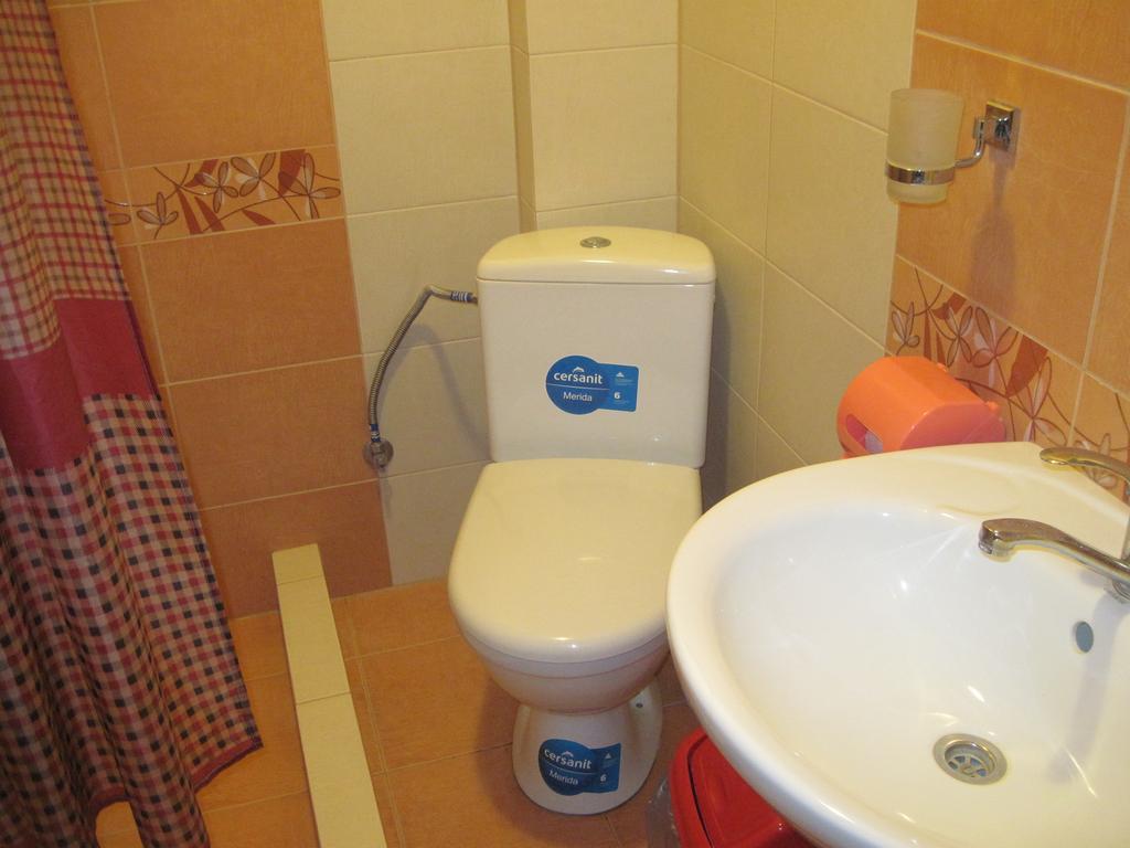 Guest House Stari Druzy Slavskoje Rom bilde